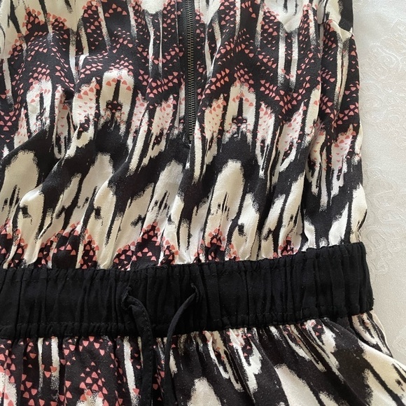 Material Girl women’s. Small Jumpsuit, spaghetti straps Elastic waist   Size S - Picture 3 of 4